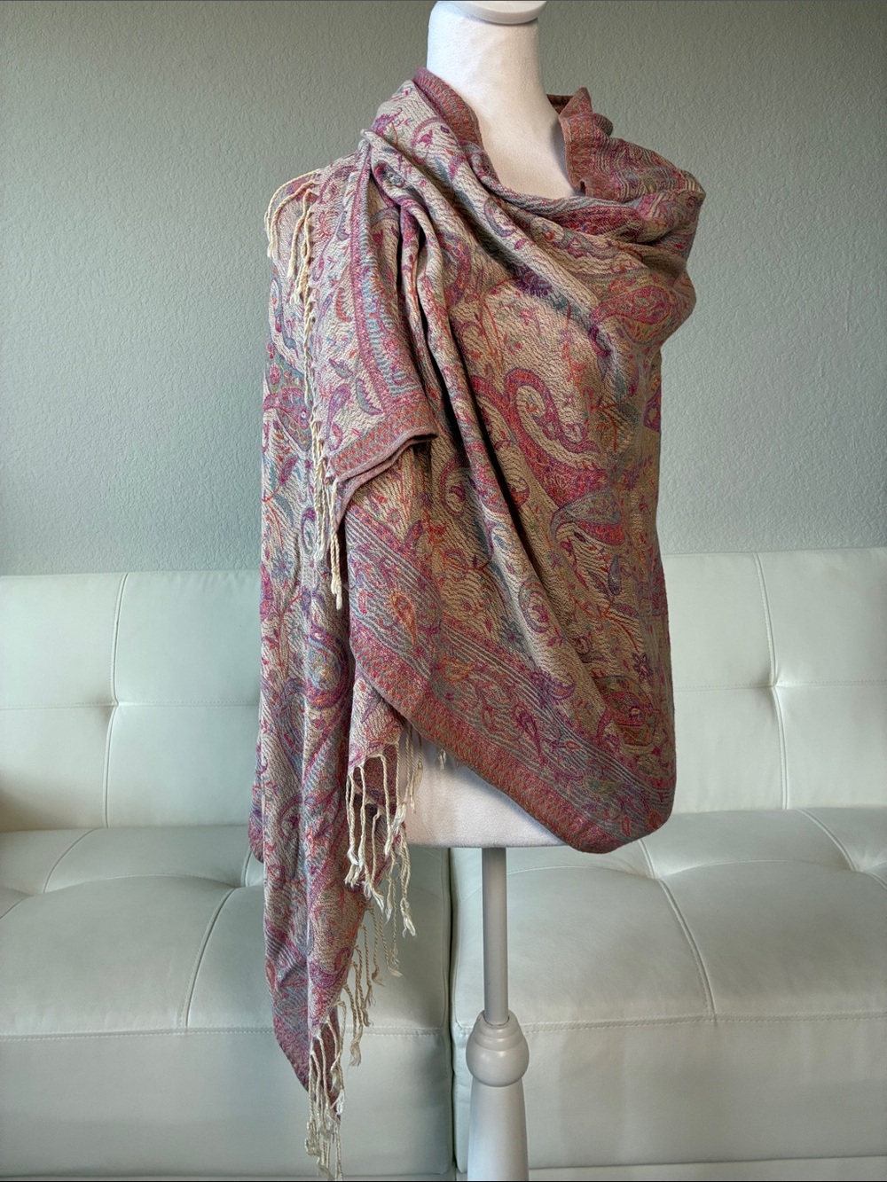 Elegant Paisley Fringe Scarf Wrap in Pink and Cream - Brand Unknown
